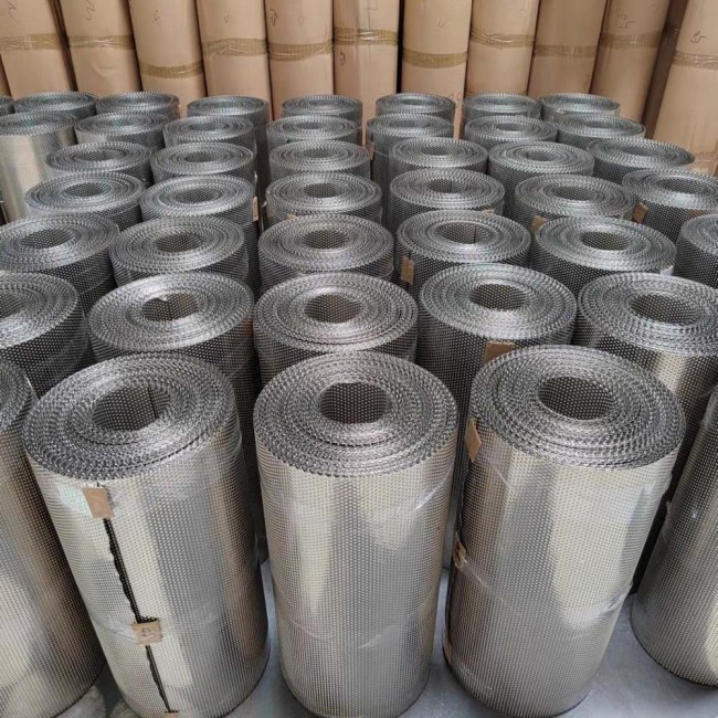 Catalytic converter heat shield installation showing secure mounting and maintained air gap – BSTFLEX